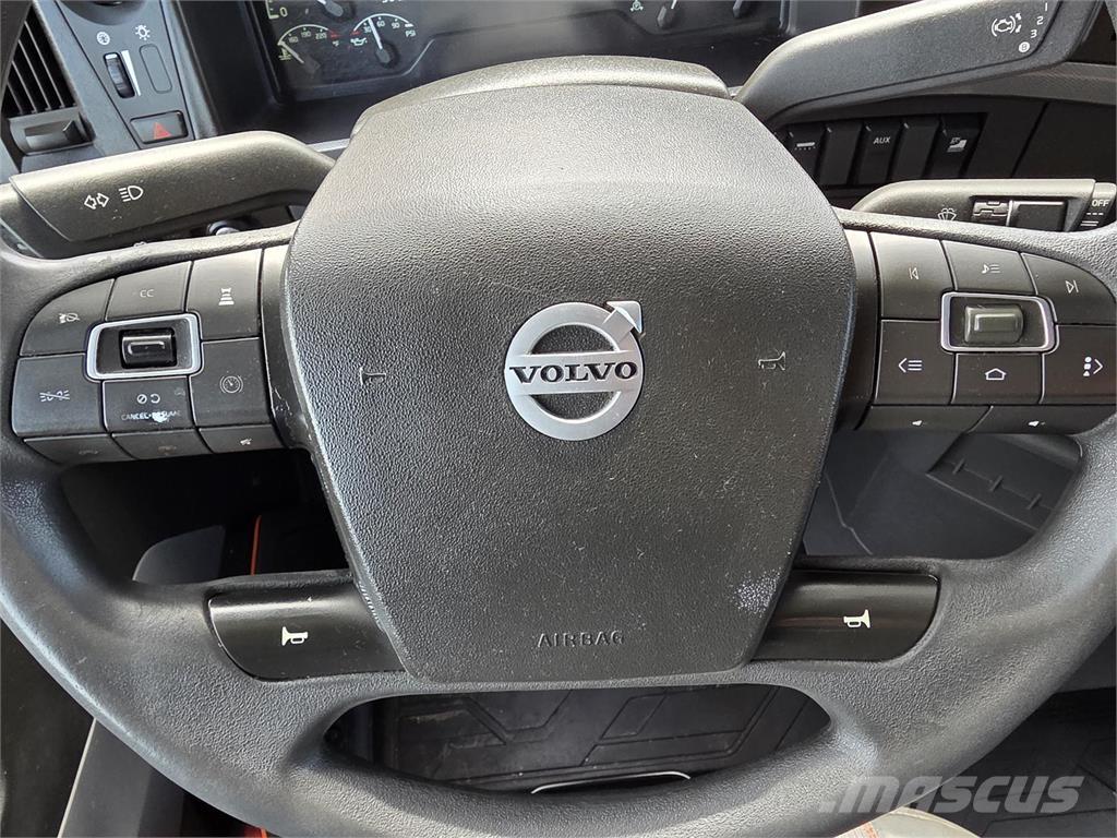 Volvo VNL64T760 曳引機組件