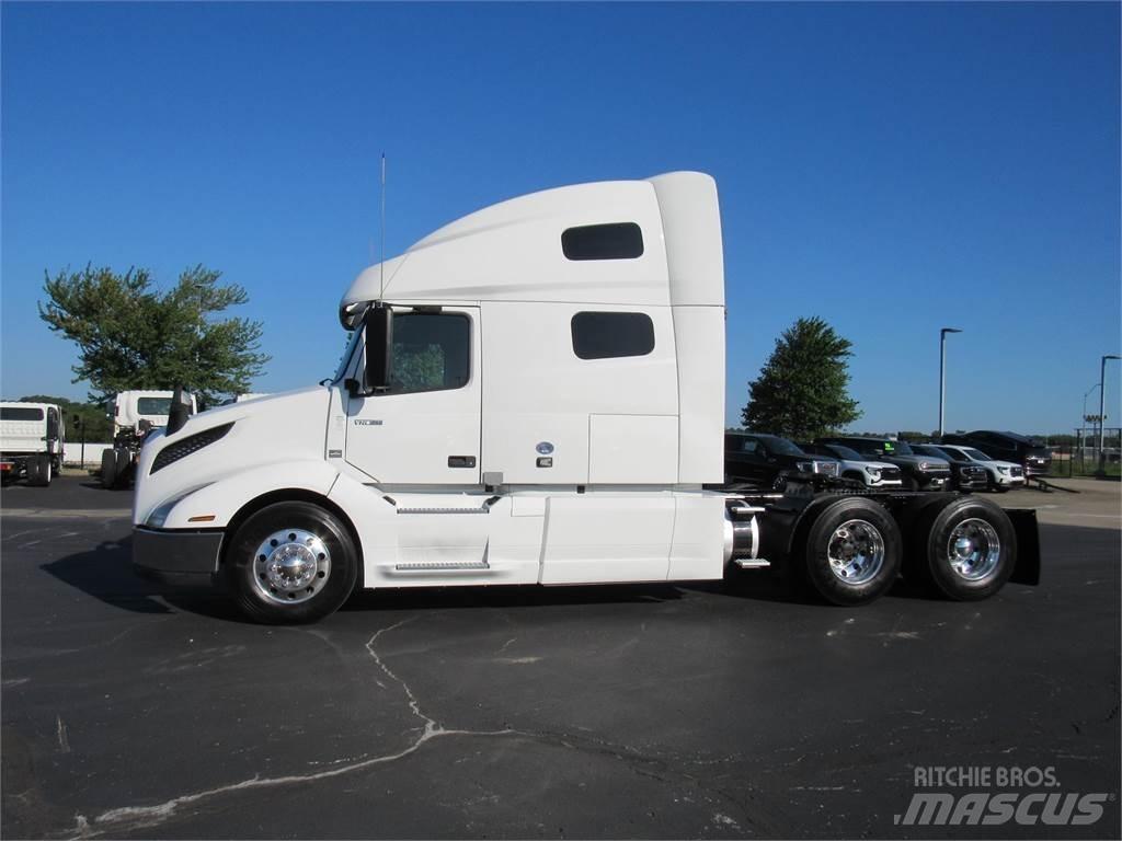 Volvo VNL64T760 曳引機組件
