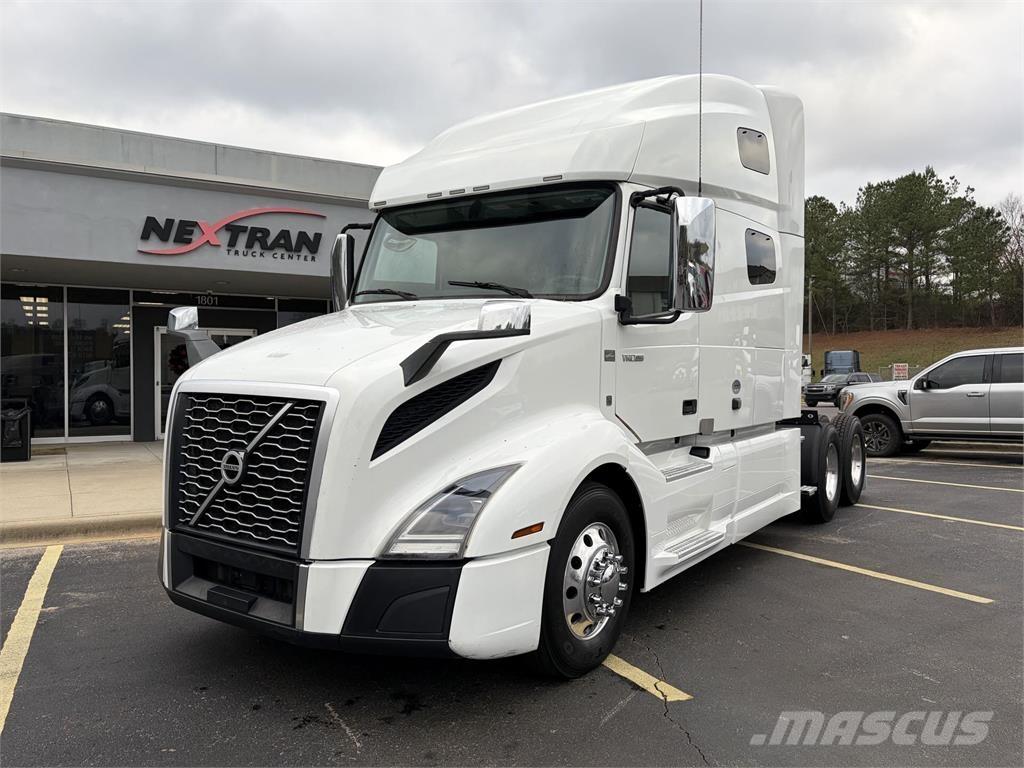 Volvo VNL64T760 曳引機組件