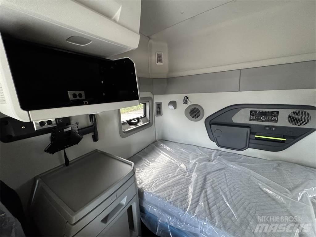 Volvo VNL64T840 曳引機組件