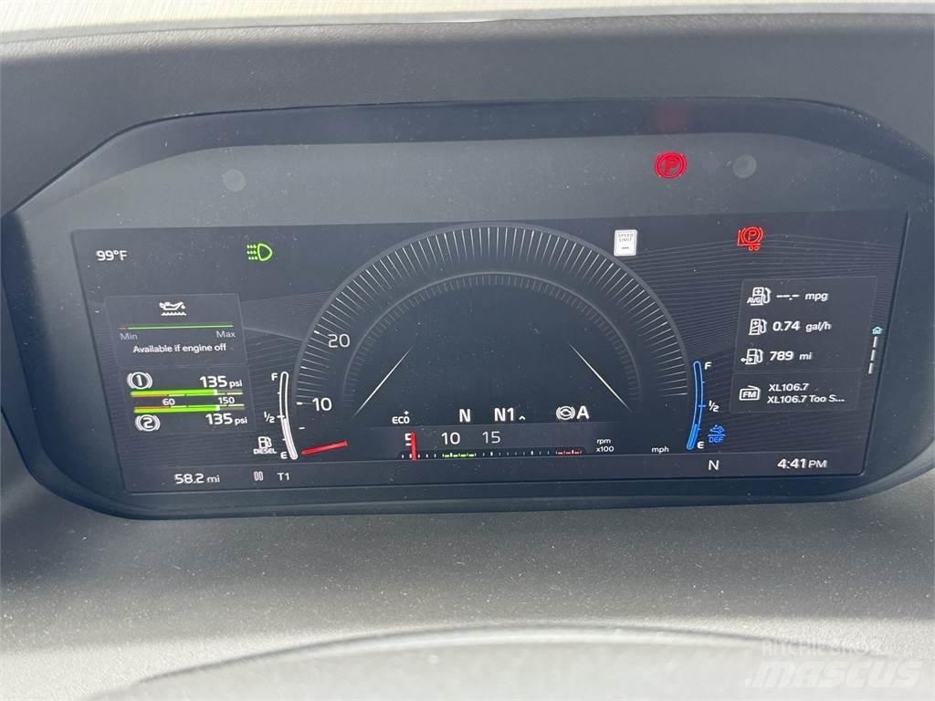 Volvo VNL64T840 曳引機組件