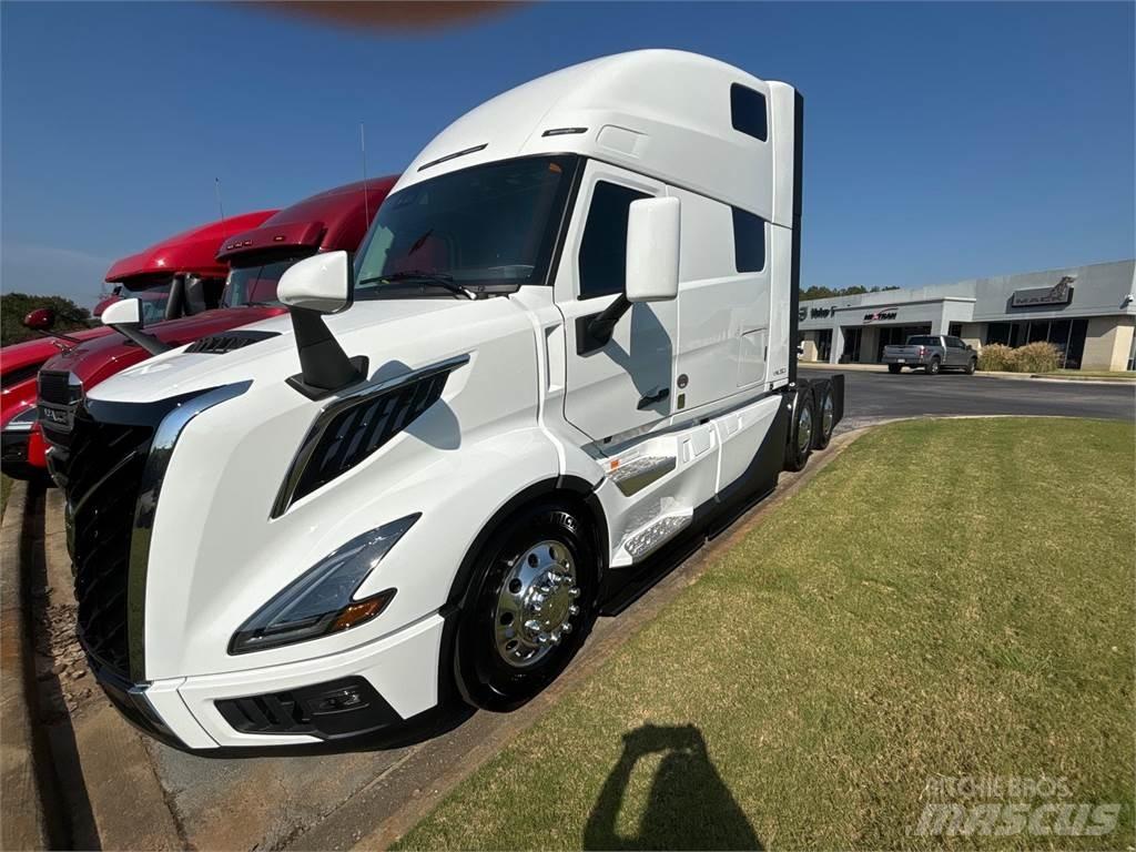 Volvo VNL64T860 曳引機組件