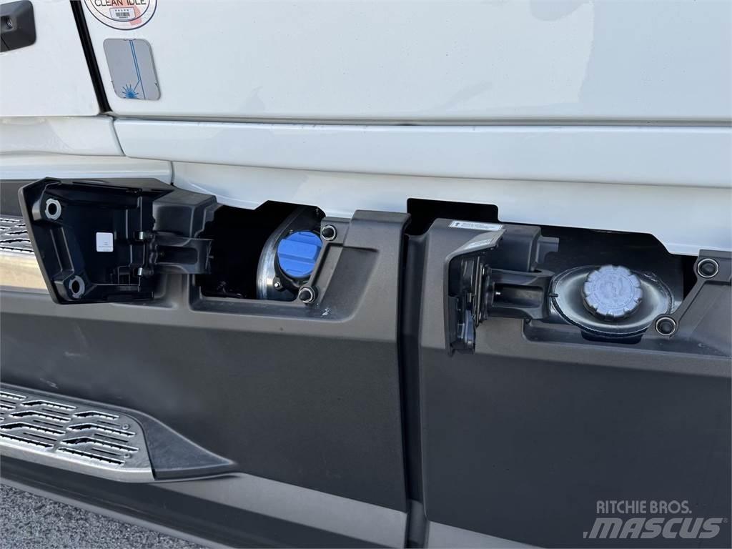 Volvo VNL64T860 曳引機組件