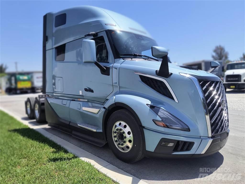 Volvo VNL64T860 曳引機組件