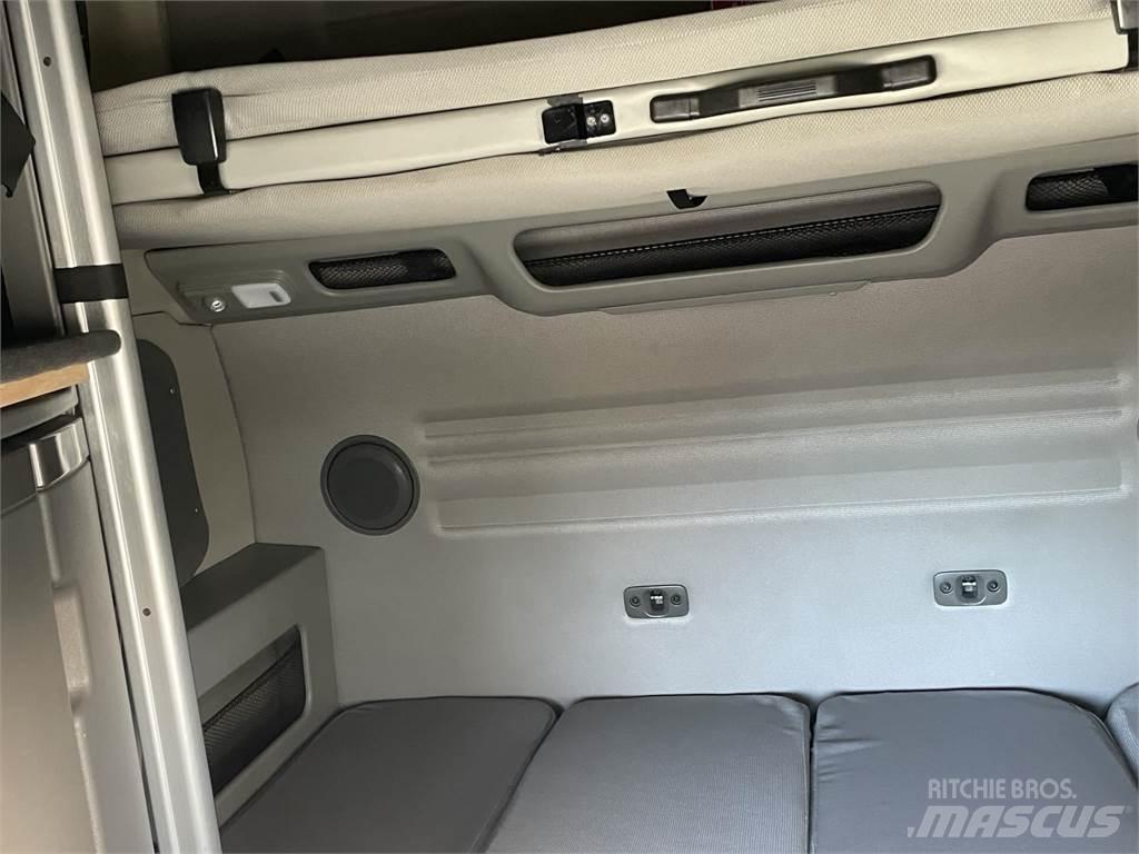 Volvo VNL64T860 曳引機組件