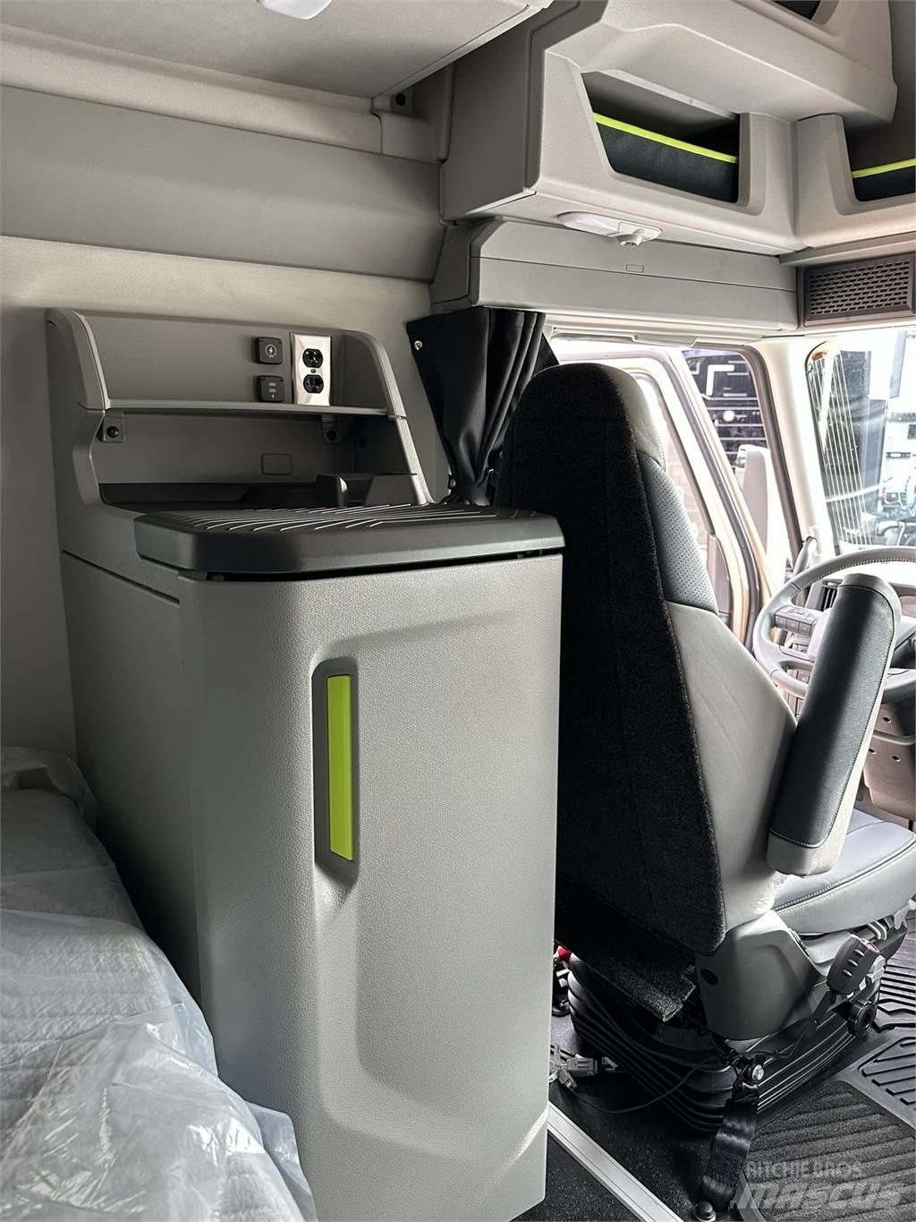 Volvo VNL64T860 曳引機組件
