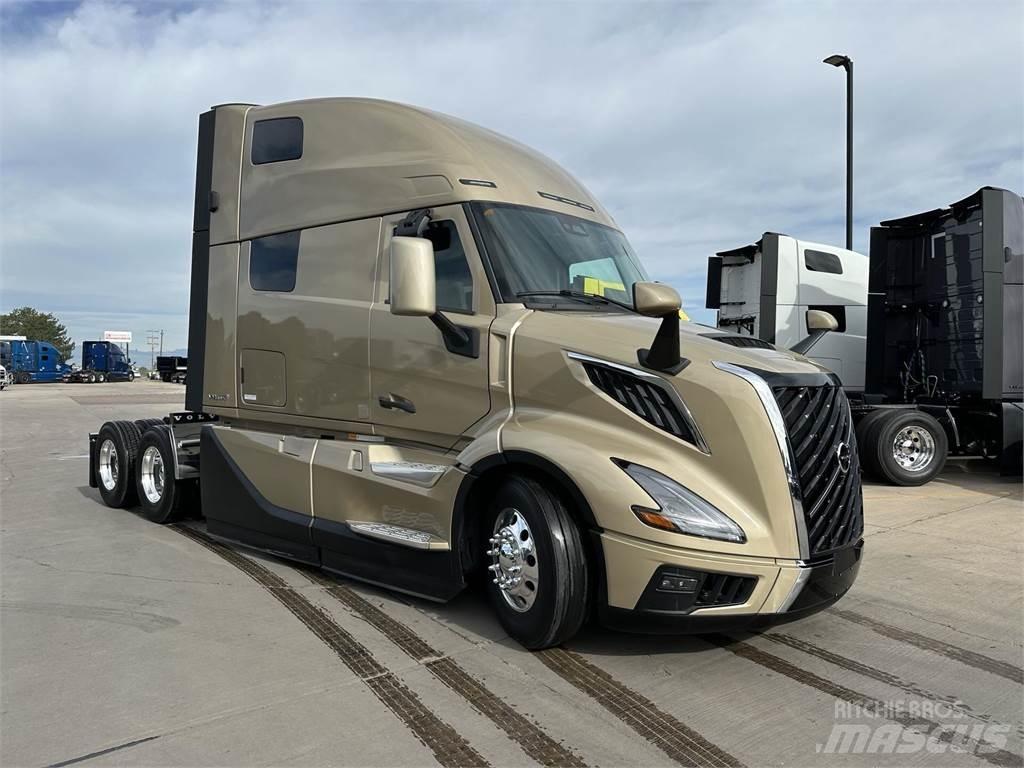 Volvo VNL64T860 曳引機組件
