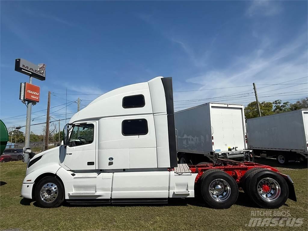 Volvo VNL64T860 曳引機組件