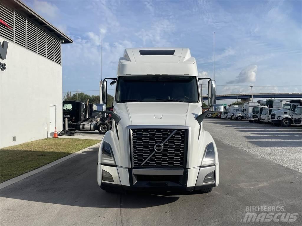 Volvo VNL64T860 曳引機組件