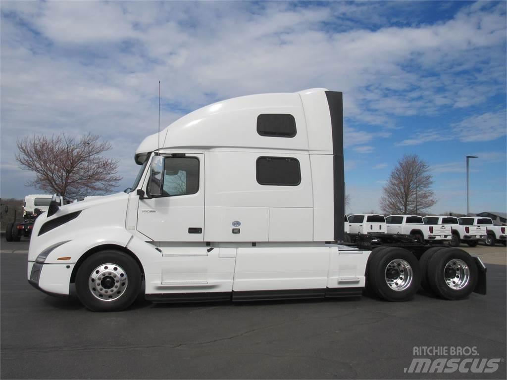 Volvo VNL64T860 曳引機組件