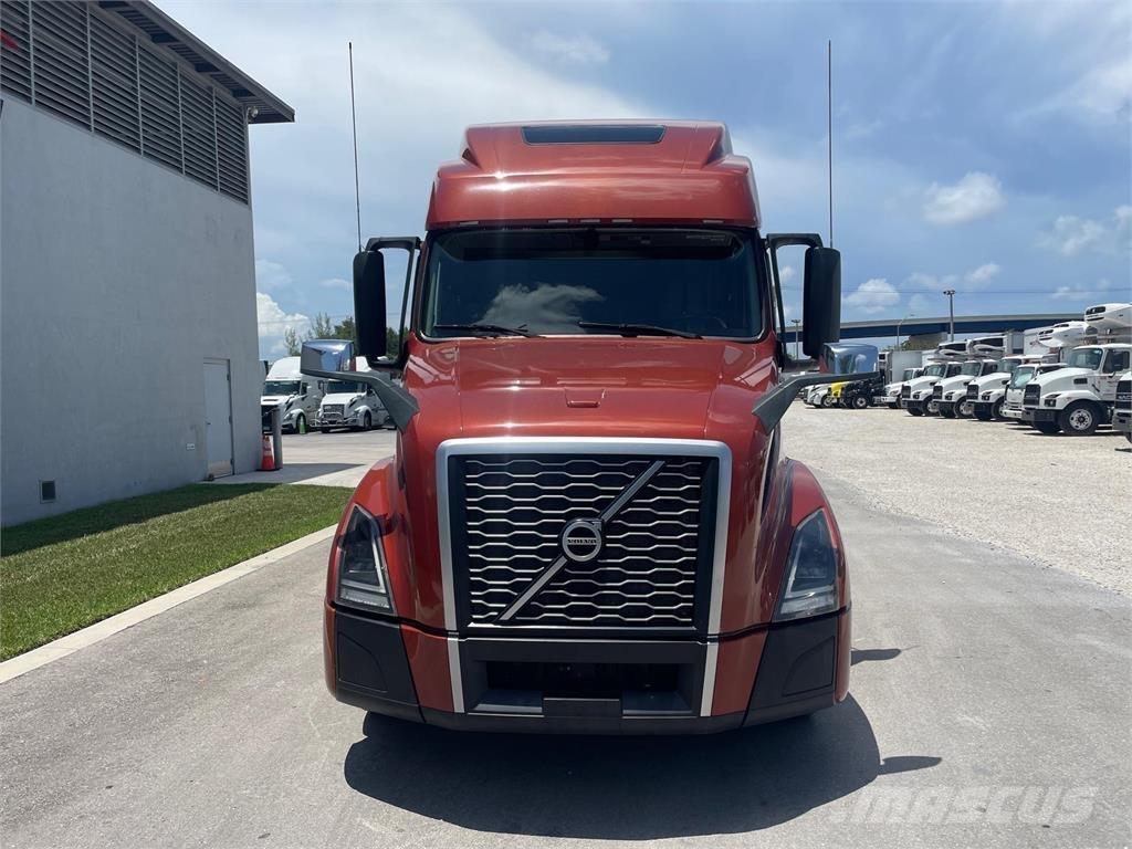 Volvo VNL64T860 曳引機組件