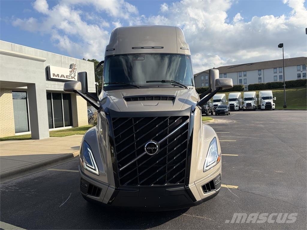 Volvo VNL64T860 曳引機組件