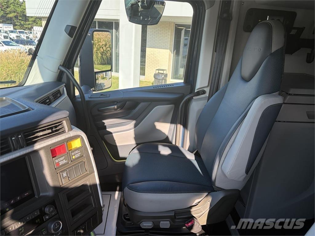 Volvo VNL64T860 曳引機組件