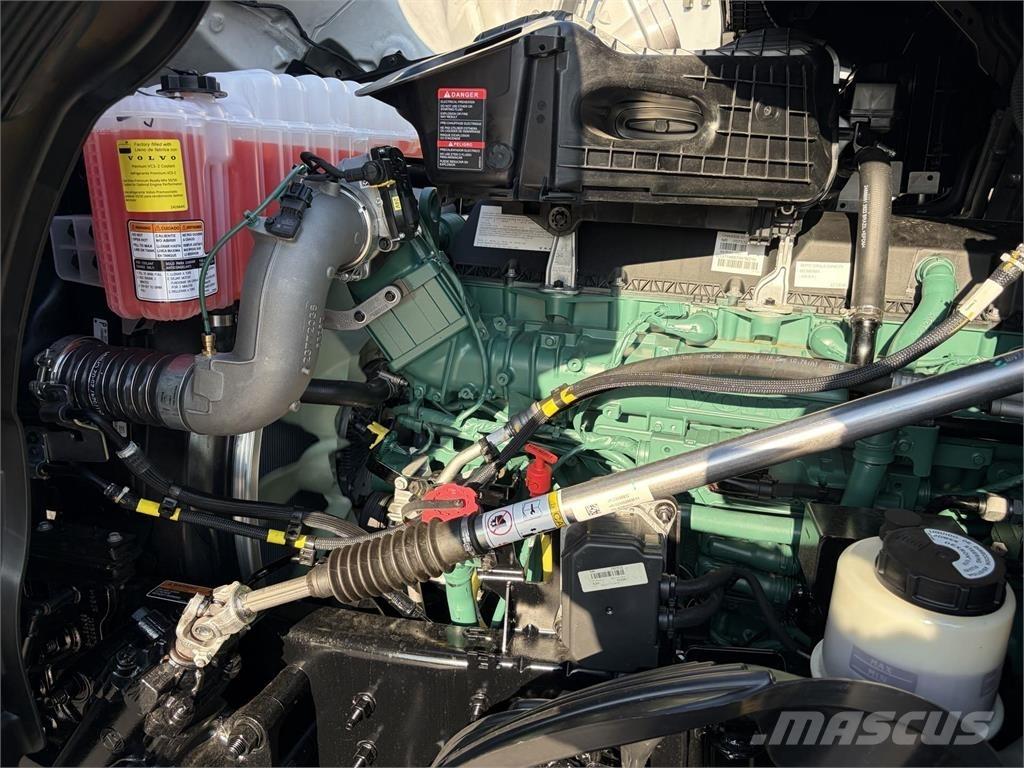 Volvo VNL64T860 曳引機組件