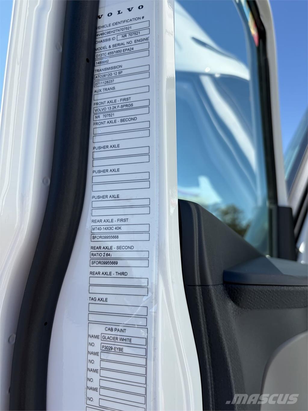 Volvo VNL64T860 曳引機組件