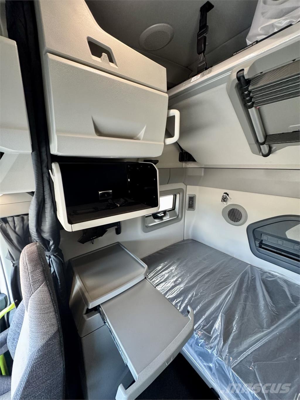 Volvo VNL64T860 曳引機組件