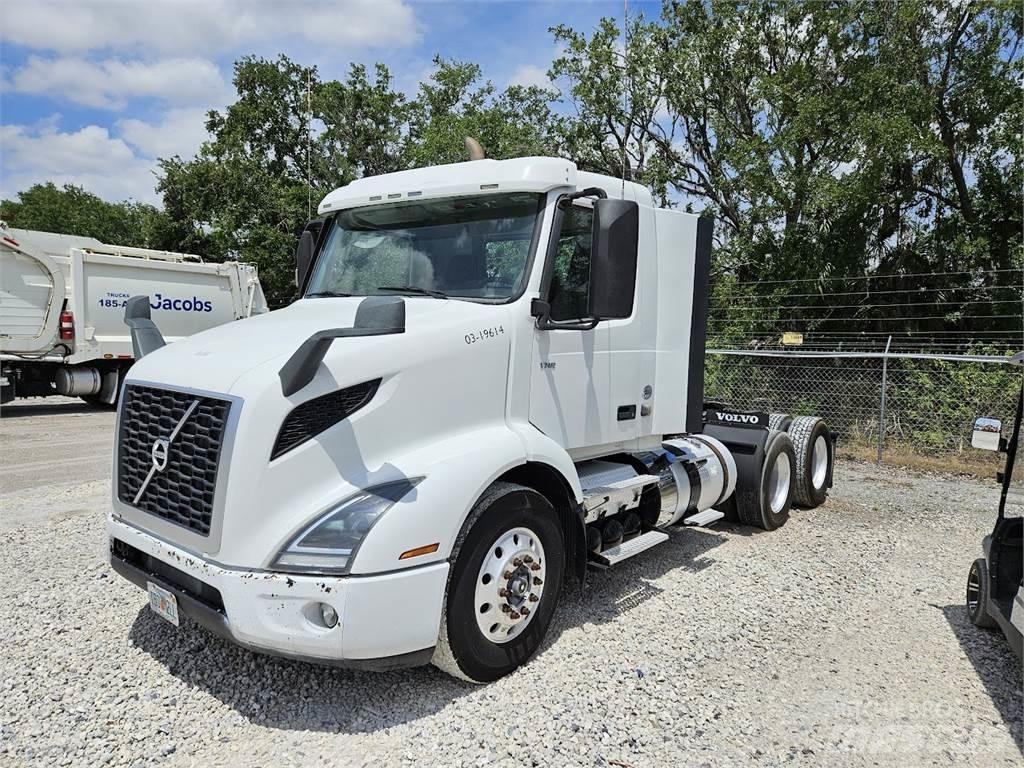 Volvo VNR64T300 曳引機組件