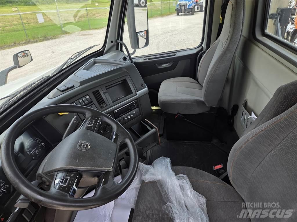 Volvo VNR64T300 曳引機組件