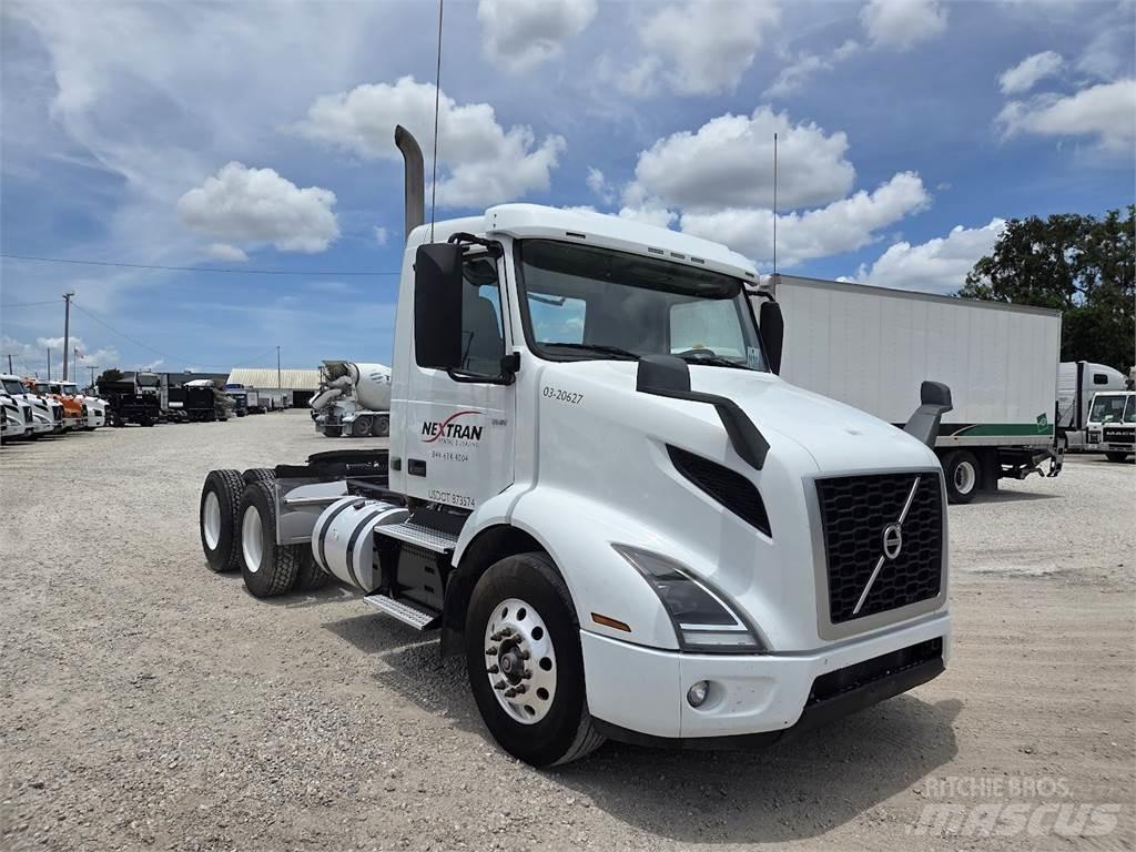 Volvo VNR64T300 曳引機組件