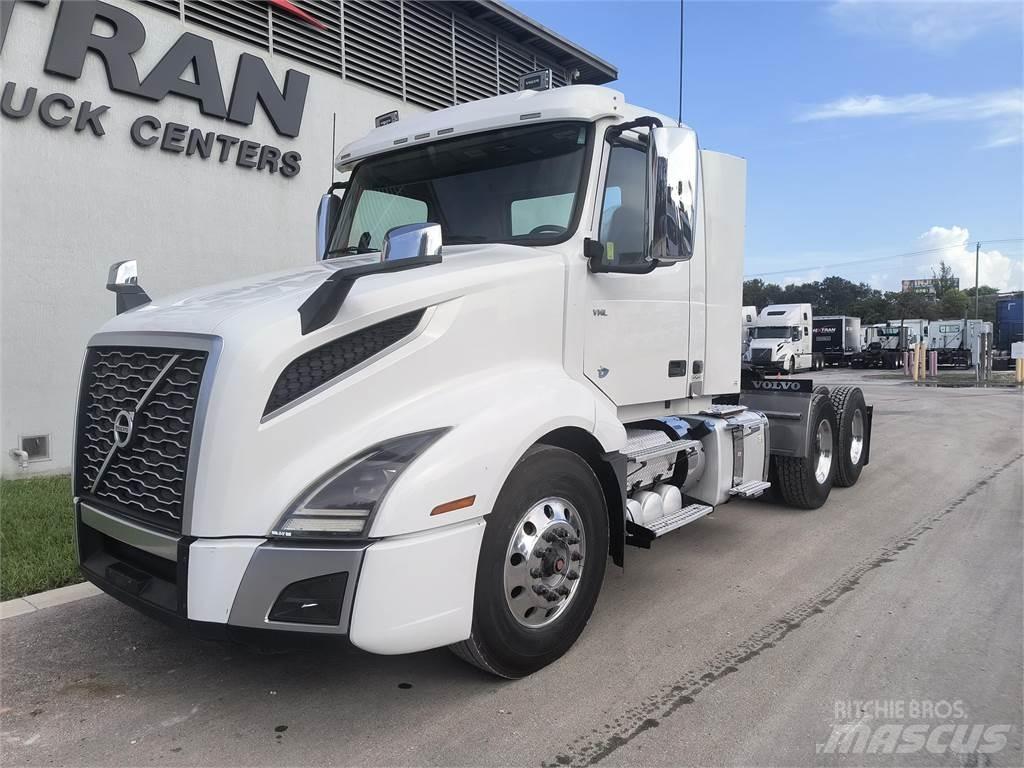 Volvo VNR64T300 曳引機組件