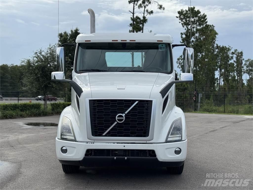 Volvo VNR64T300 曳引機組件