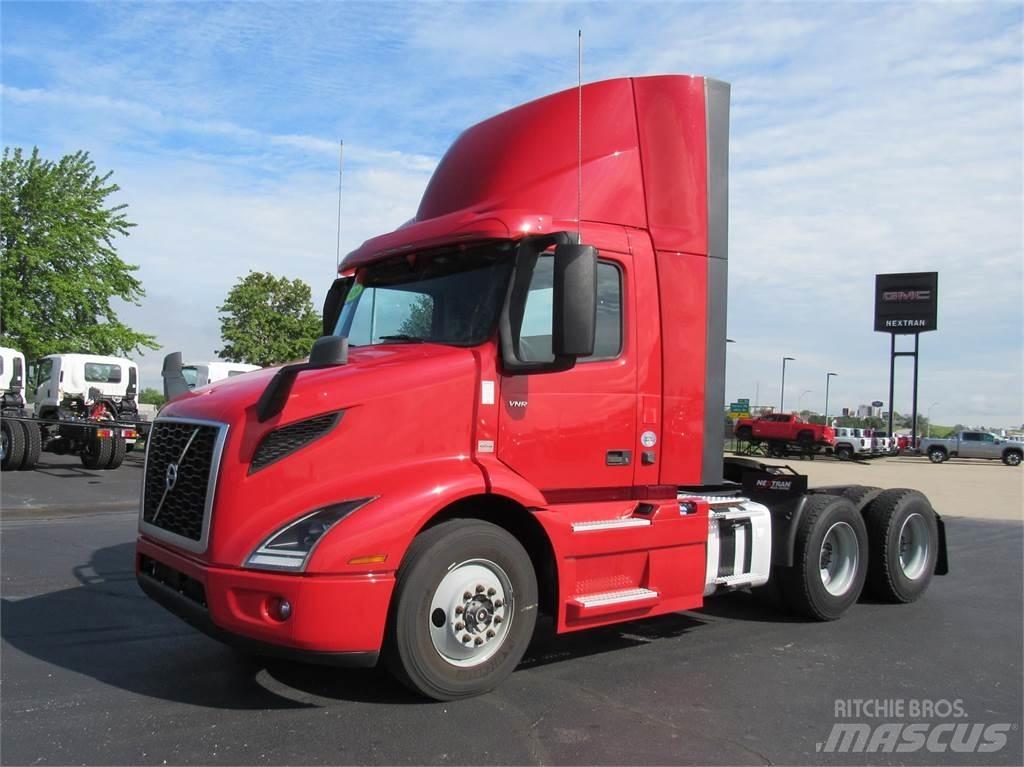 Volvo VNR64T300 曳引機組件