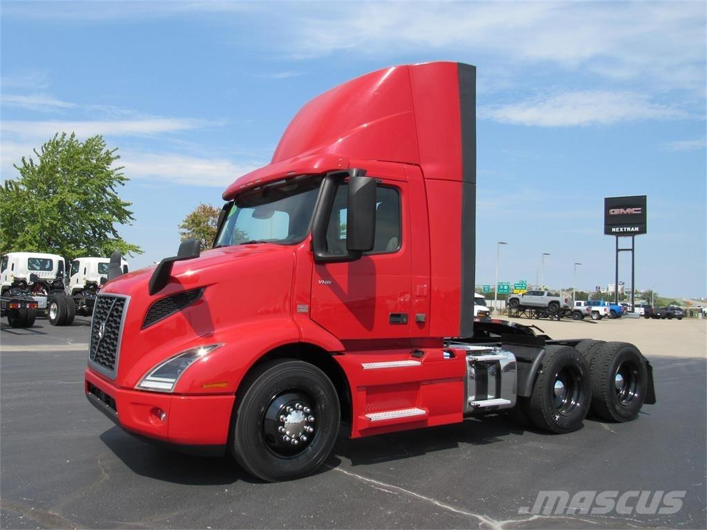Volvo VNR64T300 曳引機組件