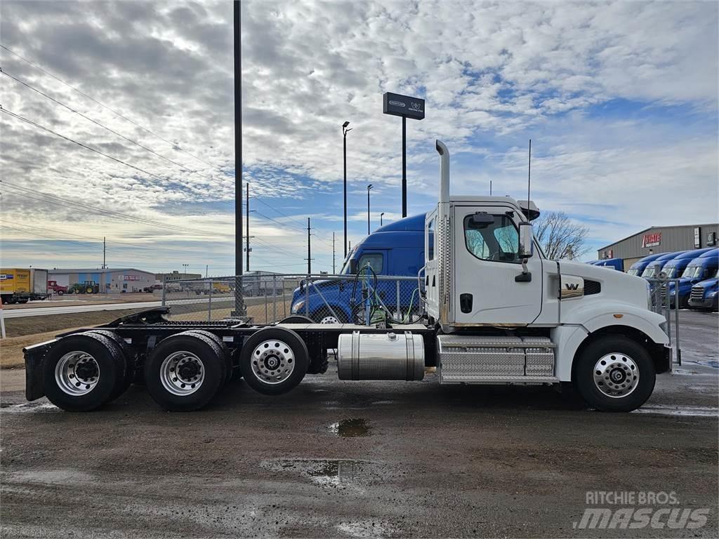 Western Star 49X 商用底盤車