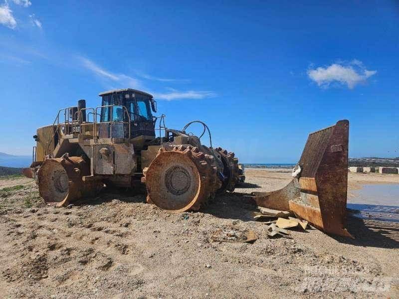 CAT 836H 土壤壓實機