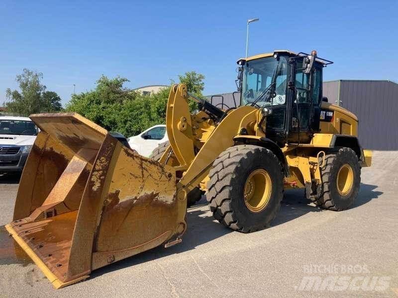 CAT 926M 輪胎式裝載機