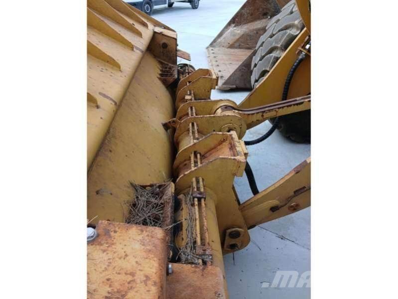 CAT 926M 輪胎式裝載機