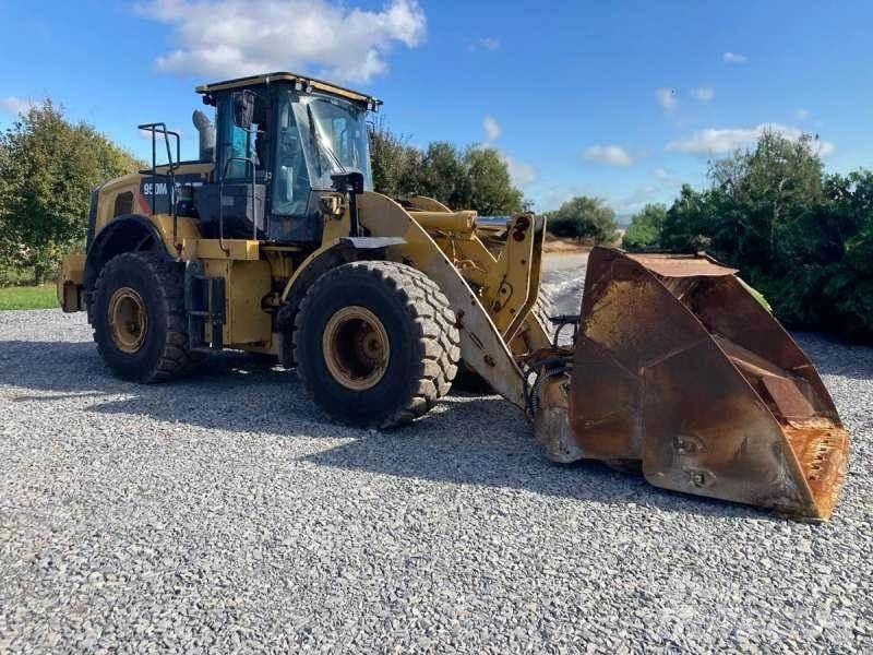 CAT 950M 輪胎式裝載機