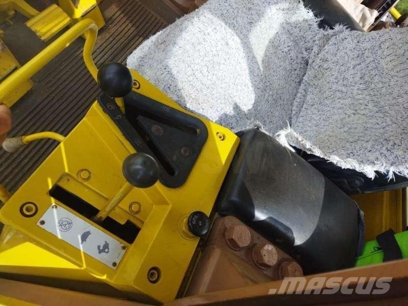 CAT 963 推土機