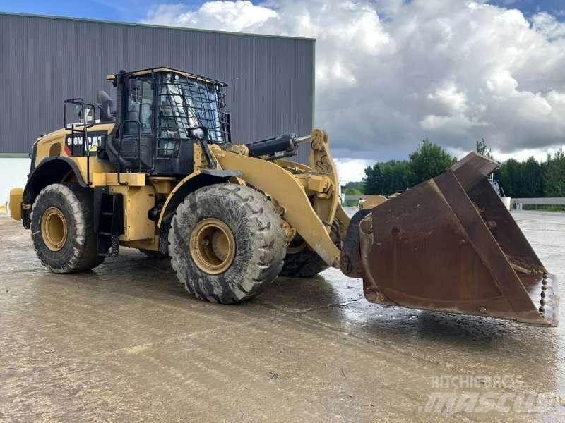 CAT 966M 輪胎式裝載機