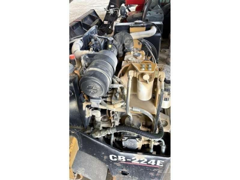 CAT CB-224E 土壤壓實機