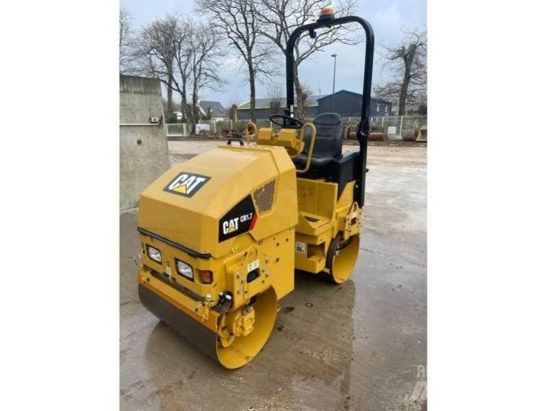 CAT CB1.7 土壤壓實機
