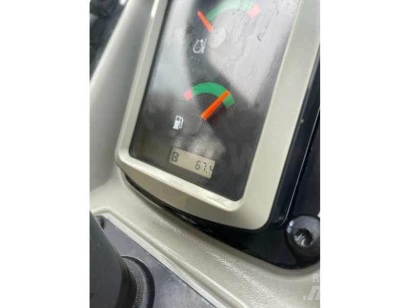 CAT CB2.7 土壤壓實機
