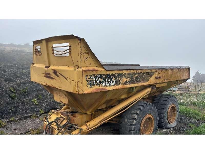 CAT D250B 傾卸式拖車