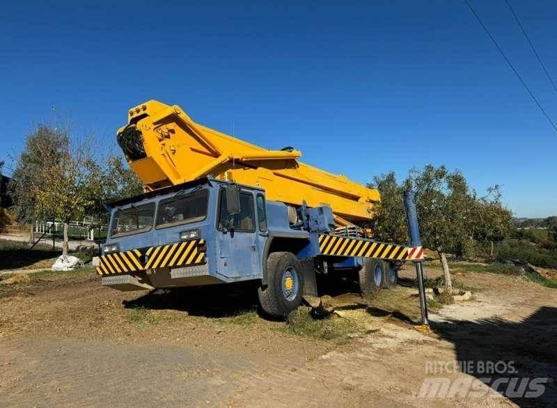 Condor 125/S 全路面起重機/吊車