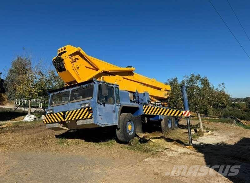 Condor 125/S 全路面起重機/吊車