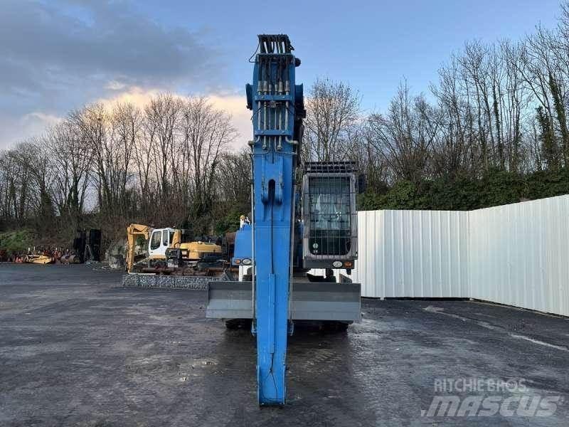 Fuchs MHL320 廢棄物/工業用操作車