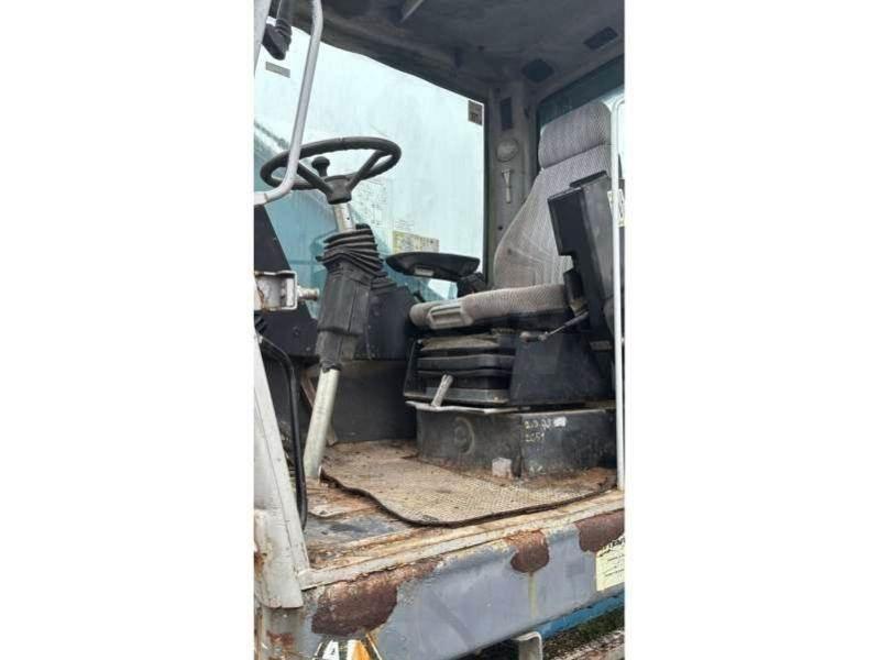Fuchs MHL320 廢棄物/工業用操作車