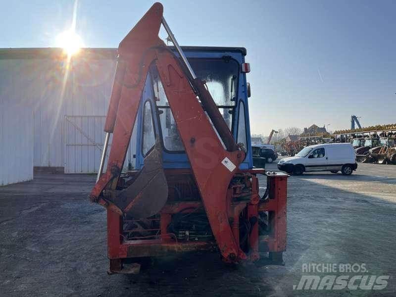 Kubota R520 反鏟裝載機