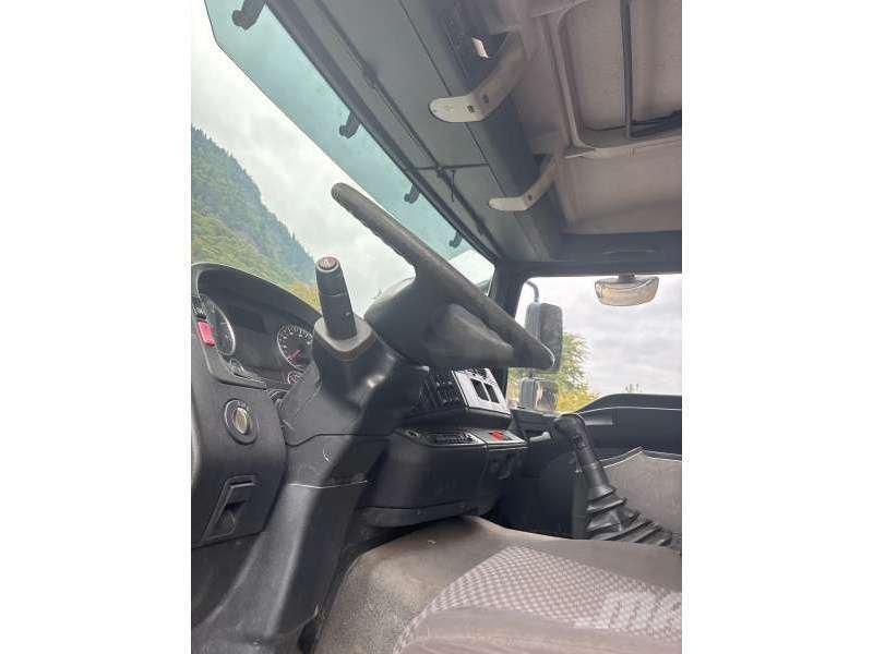 MAN 26/440 傾卸式卡車