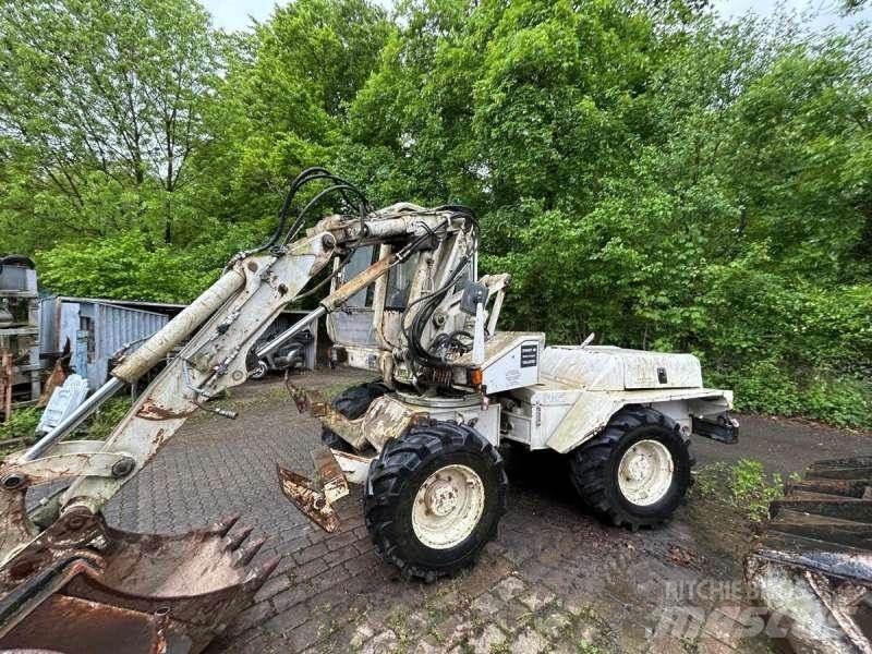 Mecalac 8CXI 旋轉式挖土機/掘鑿機/挖掘機