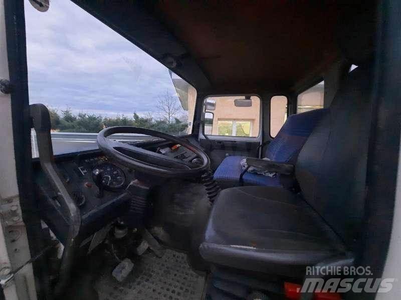 Renault 4X2 傾卸式卡車