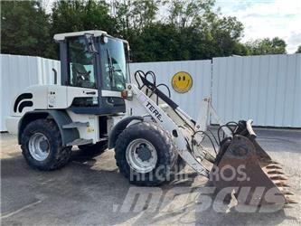 Terex TL100 小型裝載機