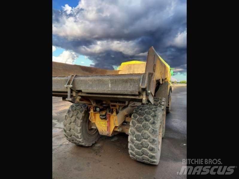 Volvo A30G 鉸接式起吊車