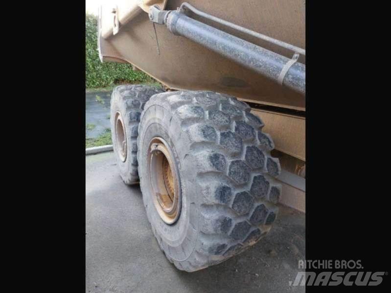 Volvo A30G 鉸接式起吊車