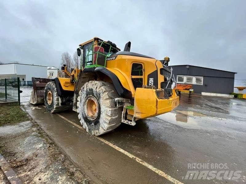 Volvo L220H 輪胎式裝載機